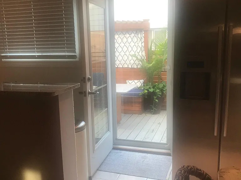 412 Glendale Rd — Photo 12