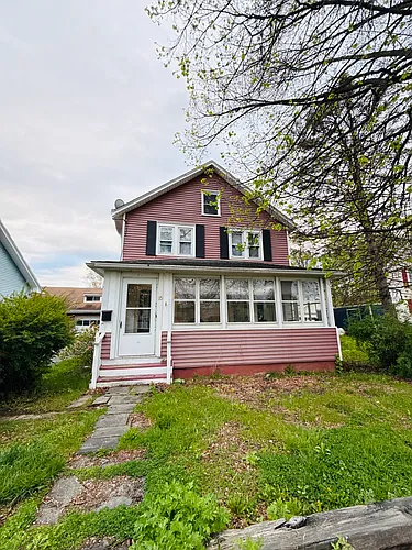 15 Garden St Photo 1