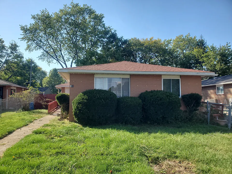 961 S Waverly St #961