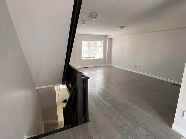 16 Kenridge Ter — Photo 4