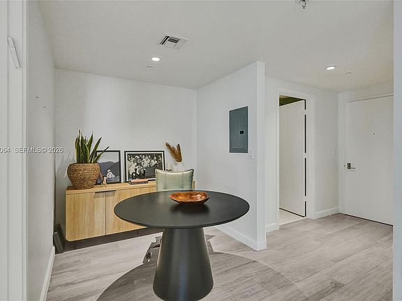2nd image of 45 SW 9th St APT 1803