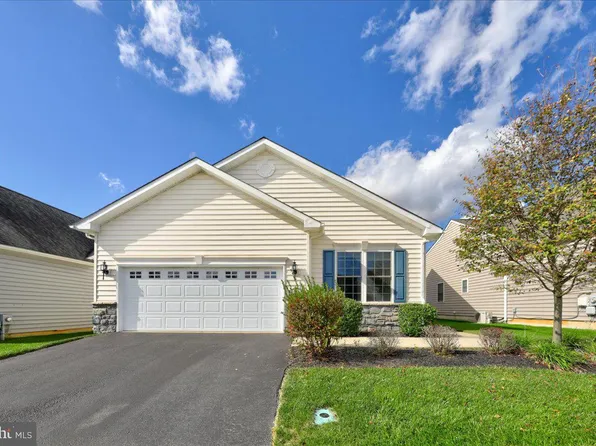 25 Hengst Farm Ln, Smyrna, DE 19977