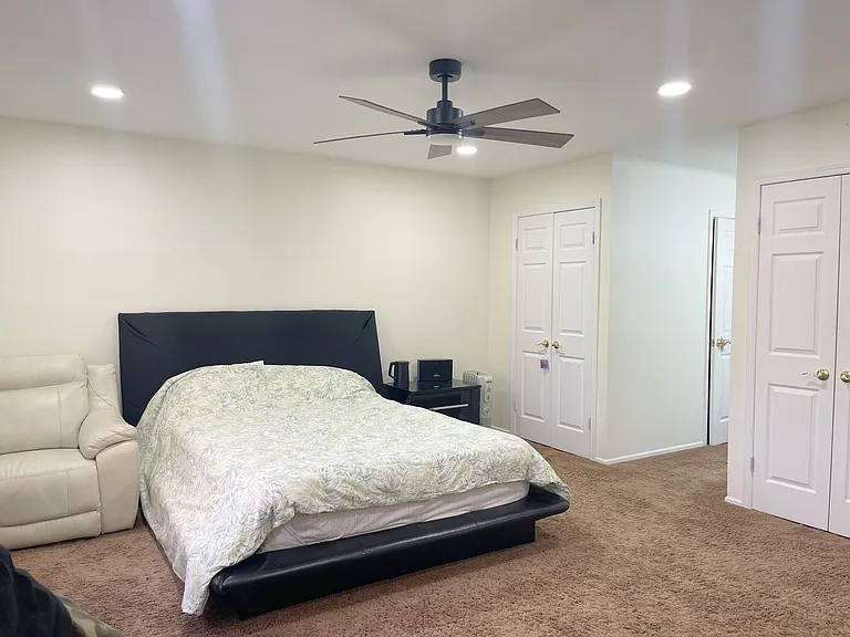 Master Bedroom - 2