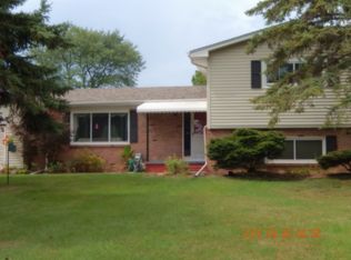 3883 Steven Ct, Milan, MI