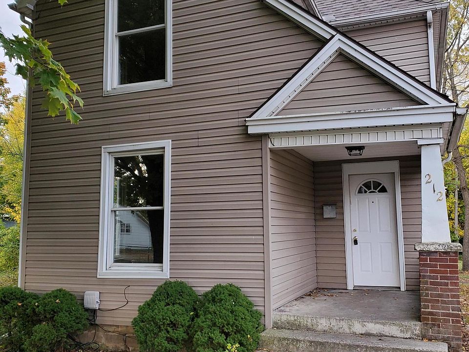 1st image of 212 Evansville St
