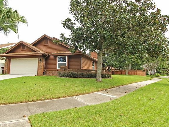 2nd image of 3387 Chatsworth Ln