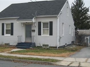551 Rife St, Chambersburg, PA 17201