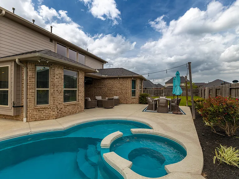 29802 Norwood Canyon Ln — Photo 35