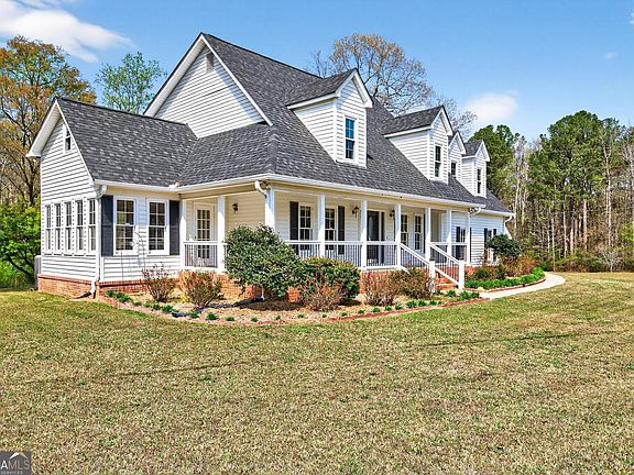 2nd image of 105 Crabtree Rd