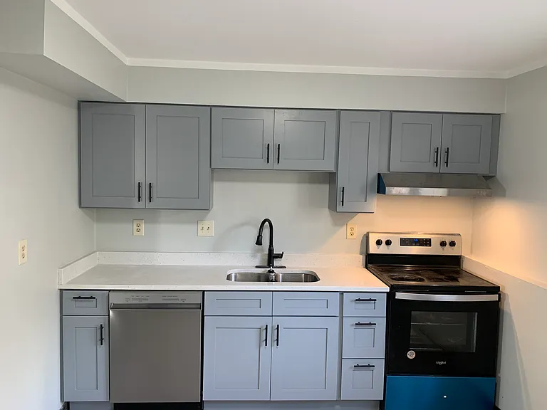 315 Bush St #4 — Photo 10