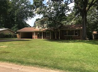 507 Chestnut St, Grenada, MS 38901