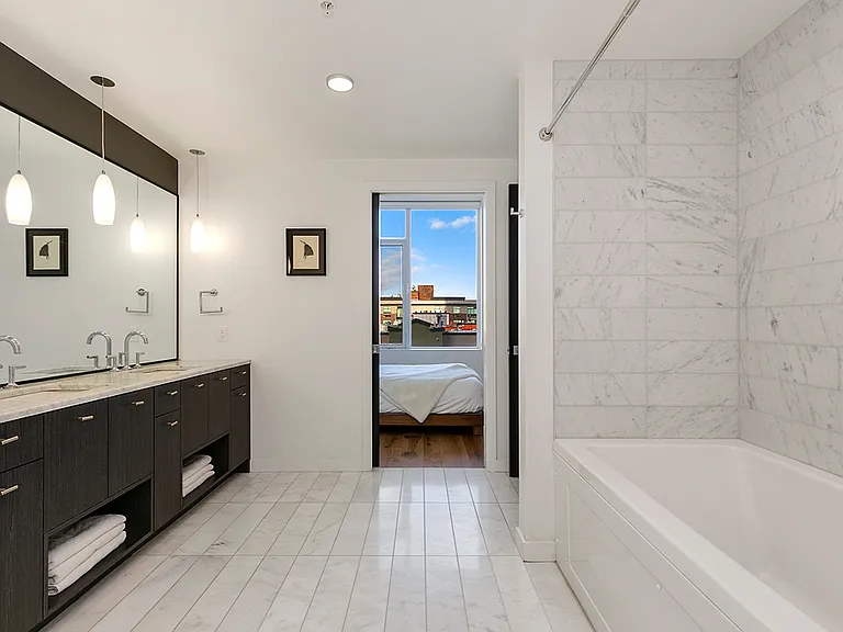 1321 Seneca St #506 — Photo 9