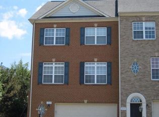 12683 Heron Ridge Dr, Fairfax, VA 22030