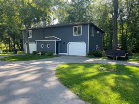 1298 S Bayshore Rd, Brussels, WI
