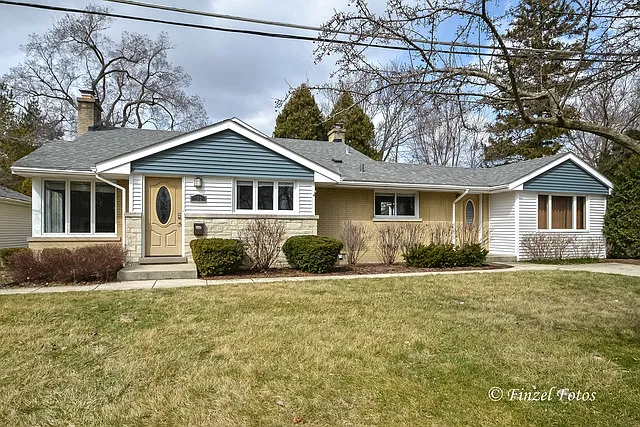 102 S Derbyshire Ln photo 1