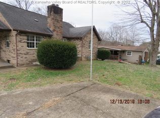 786 Hazel Dr, Elkview, WV 25071