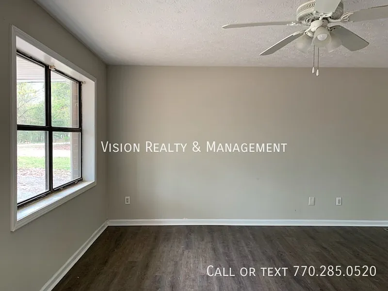 155 Castleman Rd — Photo 2