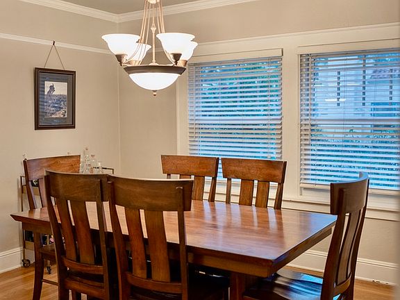 3rd image of 700 Emerson Ct #1