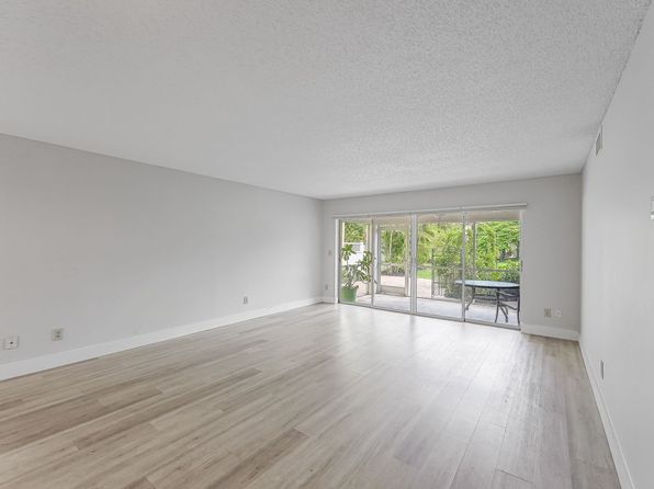 1201 Solana Rd APT 5