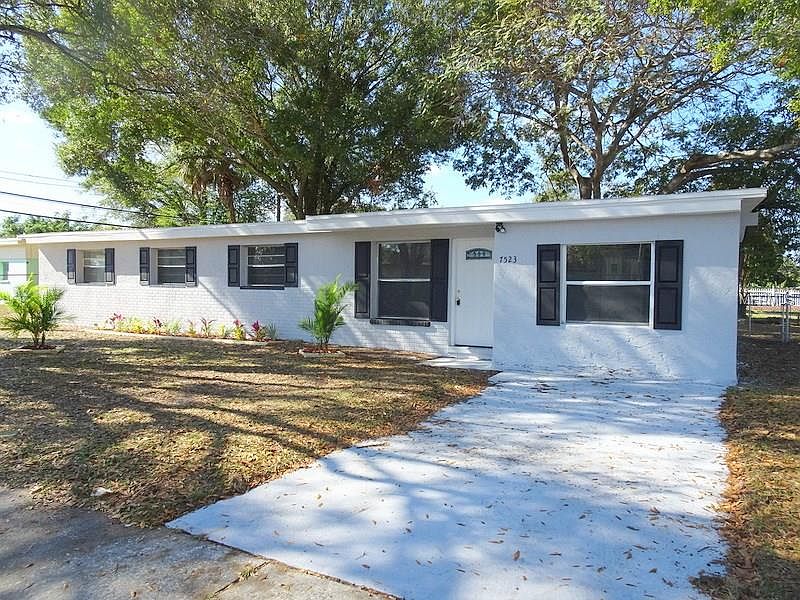 1st image of 7523 Carolton Cir