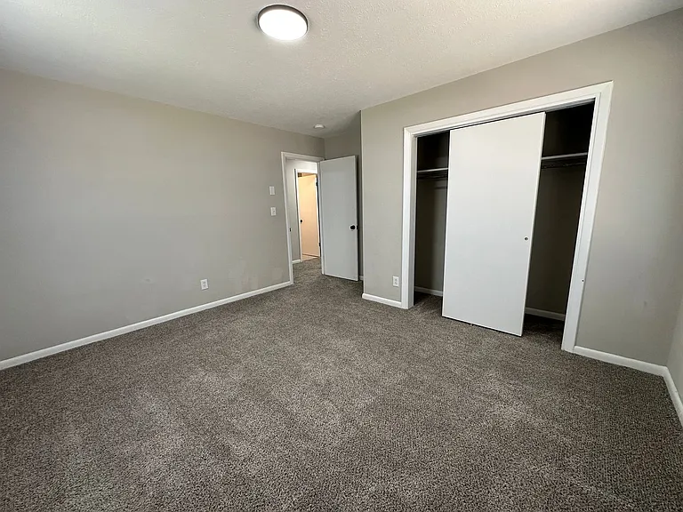 296 Decatur Dr — Photo 19