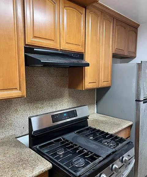 1631 Alcatraz Ave #B — Photo 3