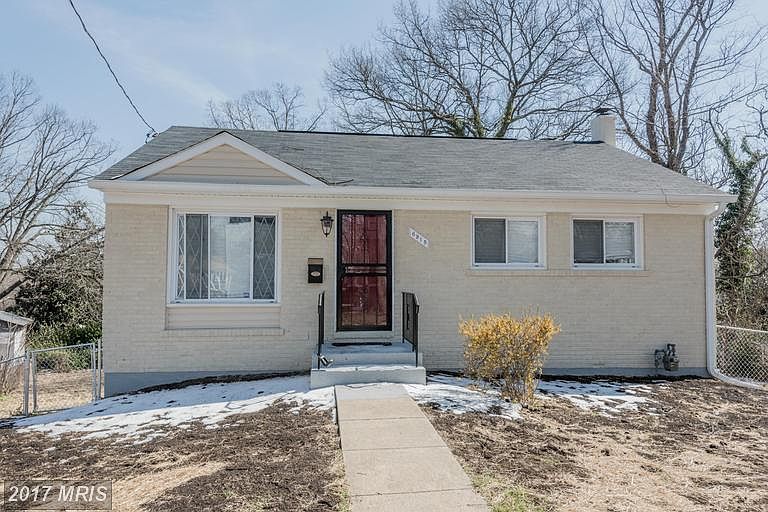 1st image of 6915 Halleck St