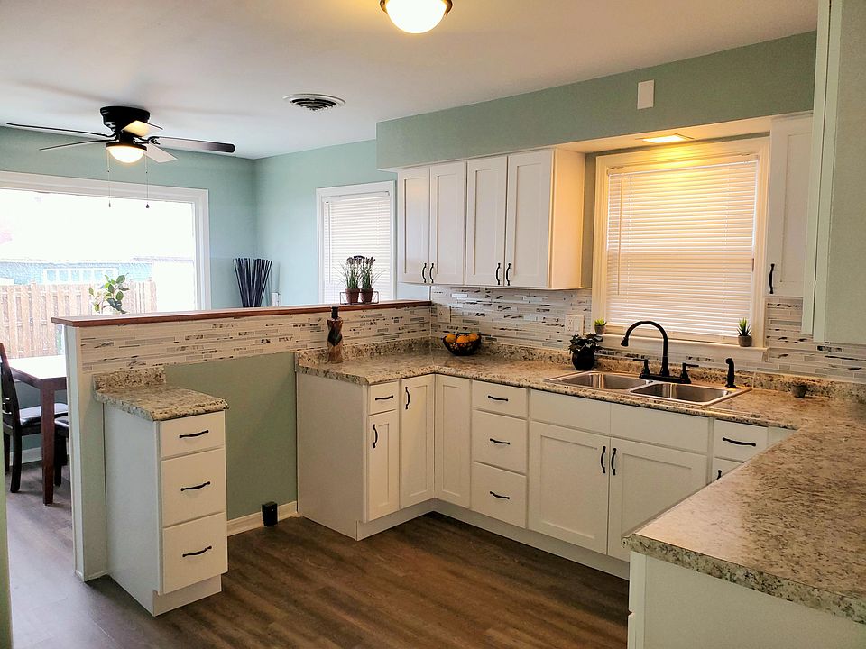 1st image of 3706 N 51st Blvd #5708