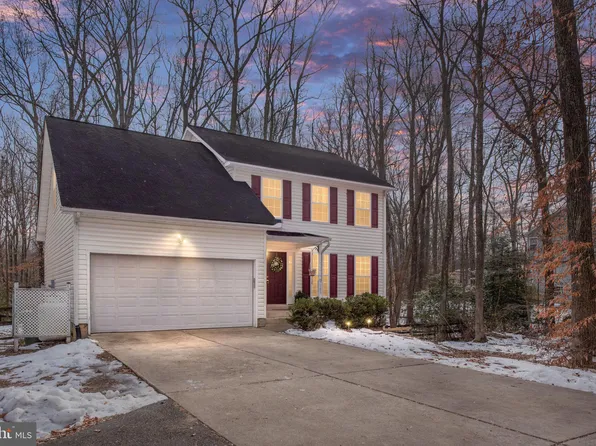 9383 Inaugural Dr, King George, VA 22485