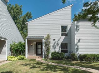 3040 18th St NW, New Brighton, MN 55112