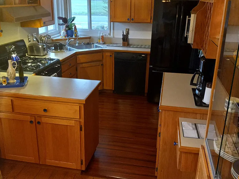 Bright and cheery kitchen