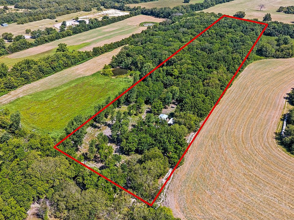 1st image of 555 Yowell Hill Rd