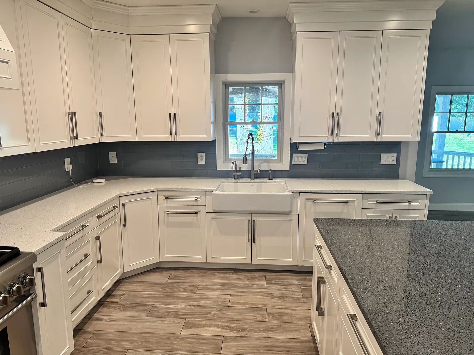 4 bed, 2.5 bath, 3728 sqft, $6,500 — Photo 4