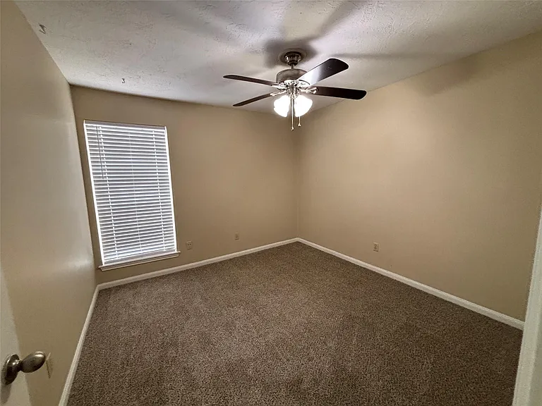 3416 Avenue P — Photo 14