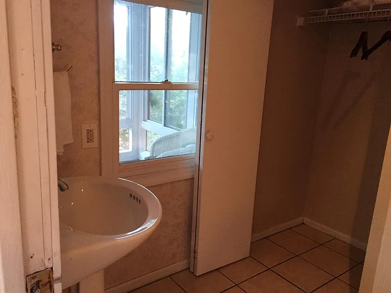 302 Seneca Blvd — Photo 15