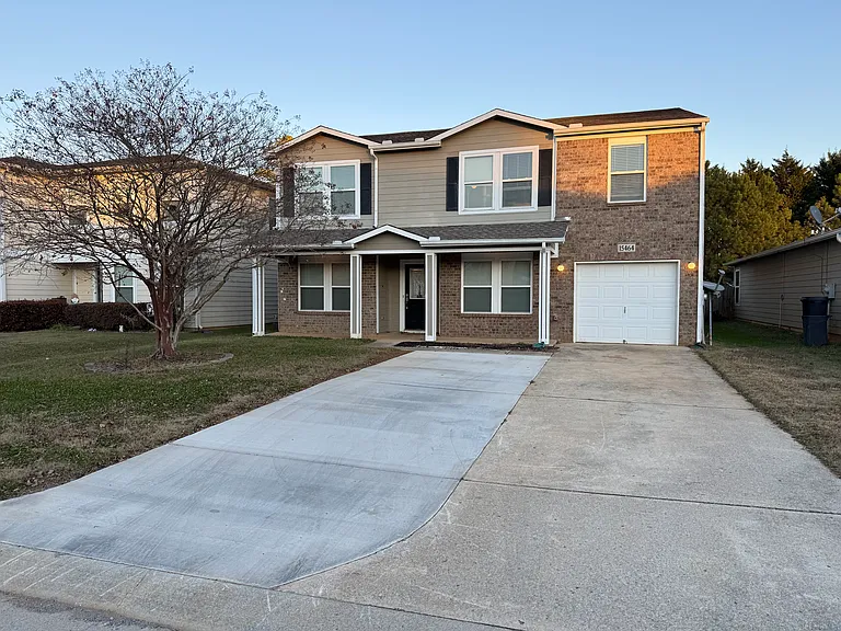 15464 Tyler Mill Dr — Photo 10