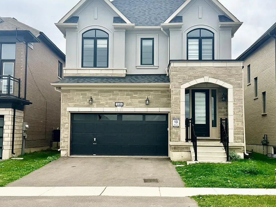 948 Sobeski Ave