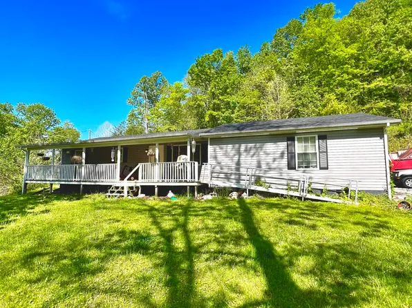 259 Dwight St, Flatwoods, KY 41139