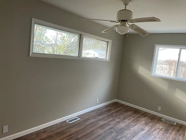 3227 Boynton Ave — Photo 5