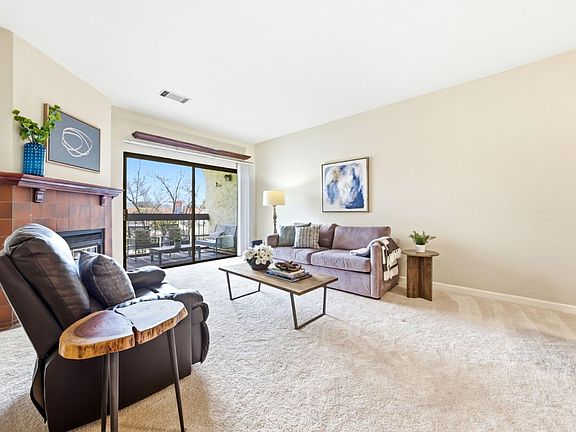 5th image of 39931 Cedar Blvd Unit 305