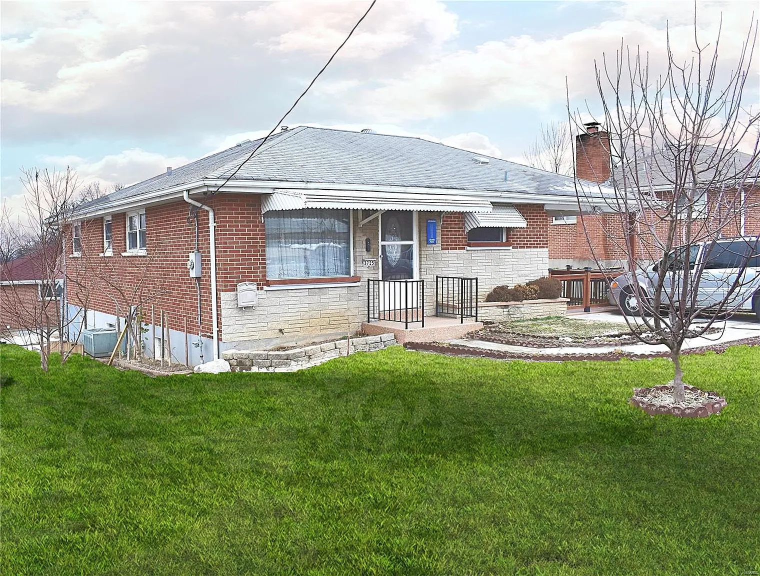 3725 Paule Ave photo 1
