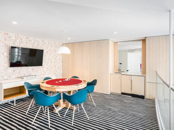 101 West End Avenue image 21 of 25