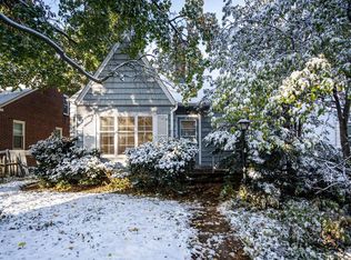 5231 N Bay Ridge Ave, Whitefish Bay, WI 53217