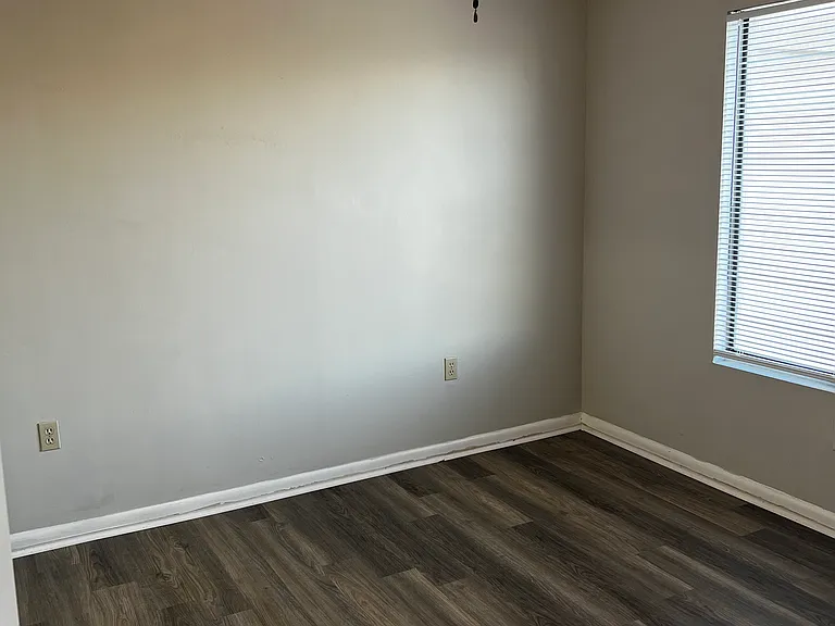 1600 Park Cir #702 — Photo 6