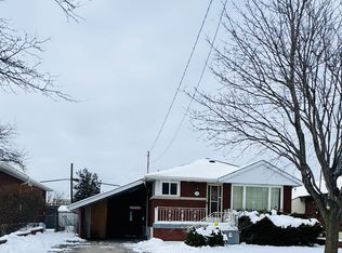 20 Terrace Dr, Hamilton, ON L9A 2Y6