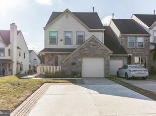 110 Suffield Ct, Chalfont, PA 18914