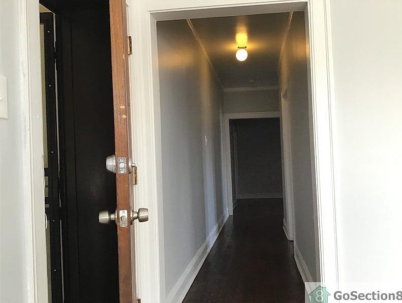 1st image of 7953 S Saint Lawrence Ave #3