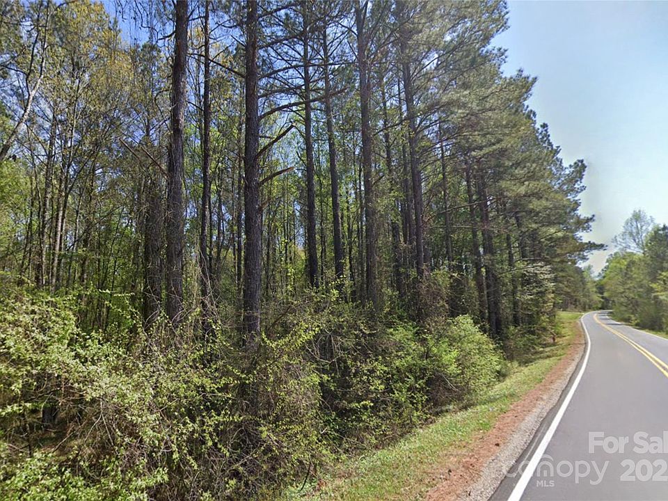 2nd image of 999 Pea Ridge Rd #3