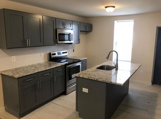 2033 S Salford St, Philadelphia, PA 19143