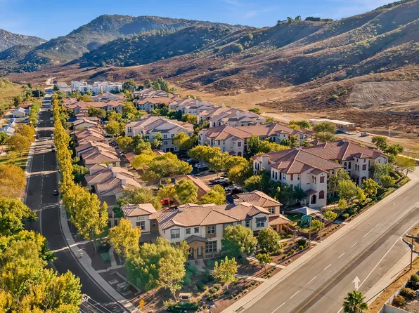 Foothills at Old Town Apartments